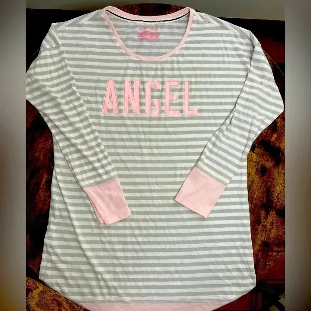 Victoria’s Secret | Angel women’s night gown/night shirt. Size: S/P